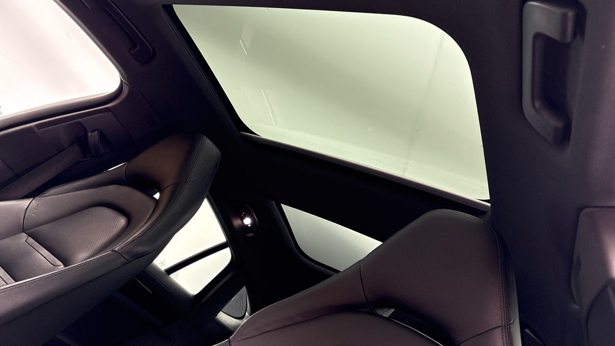 Porsche Panamera Image 6