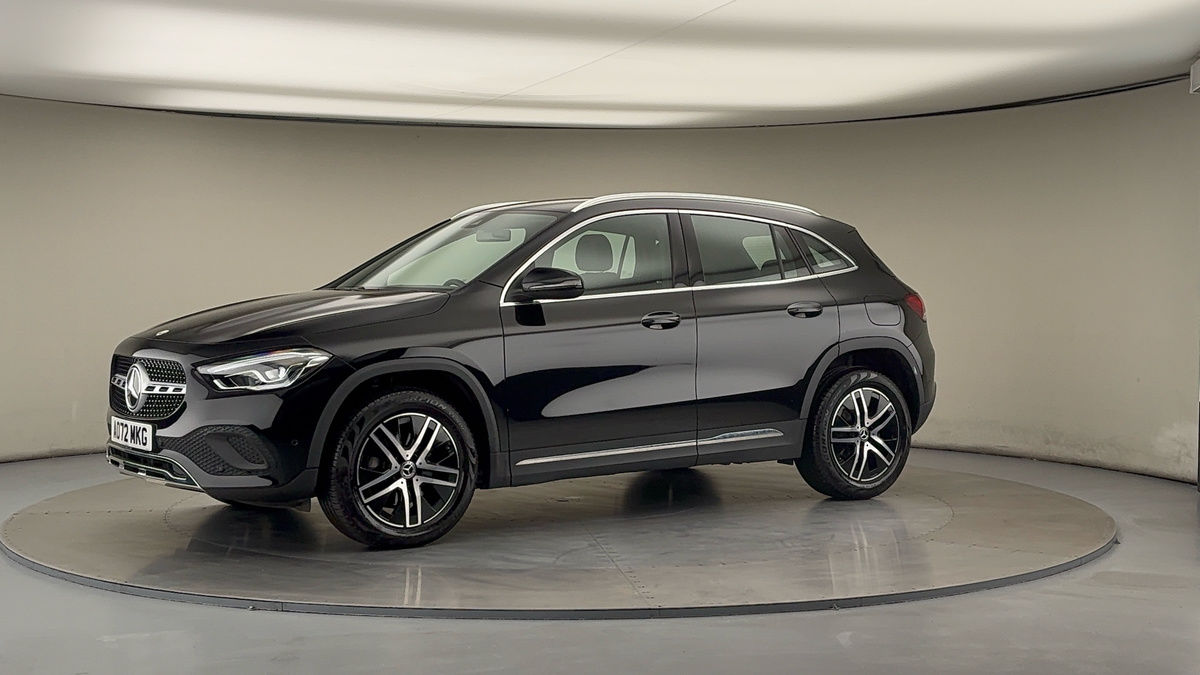 More views of Mercedes-Benz GLA