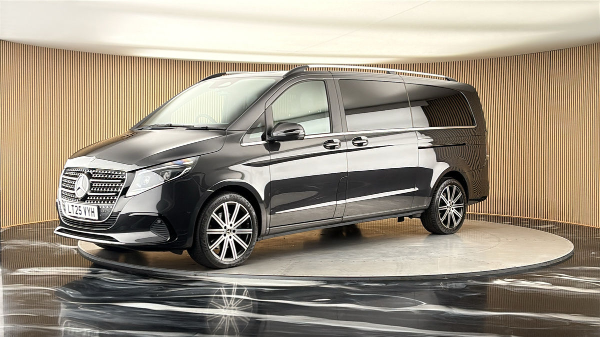 Mercedes-Benz V Class Image 20