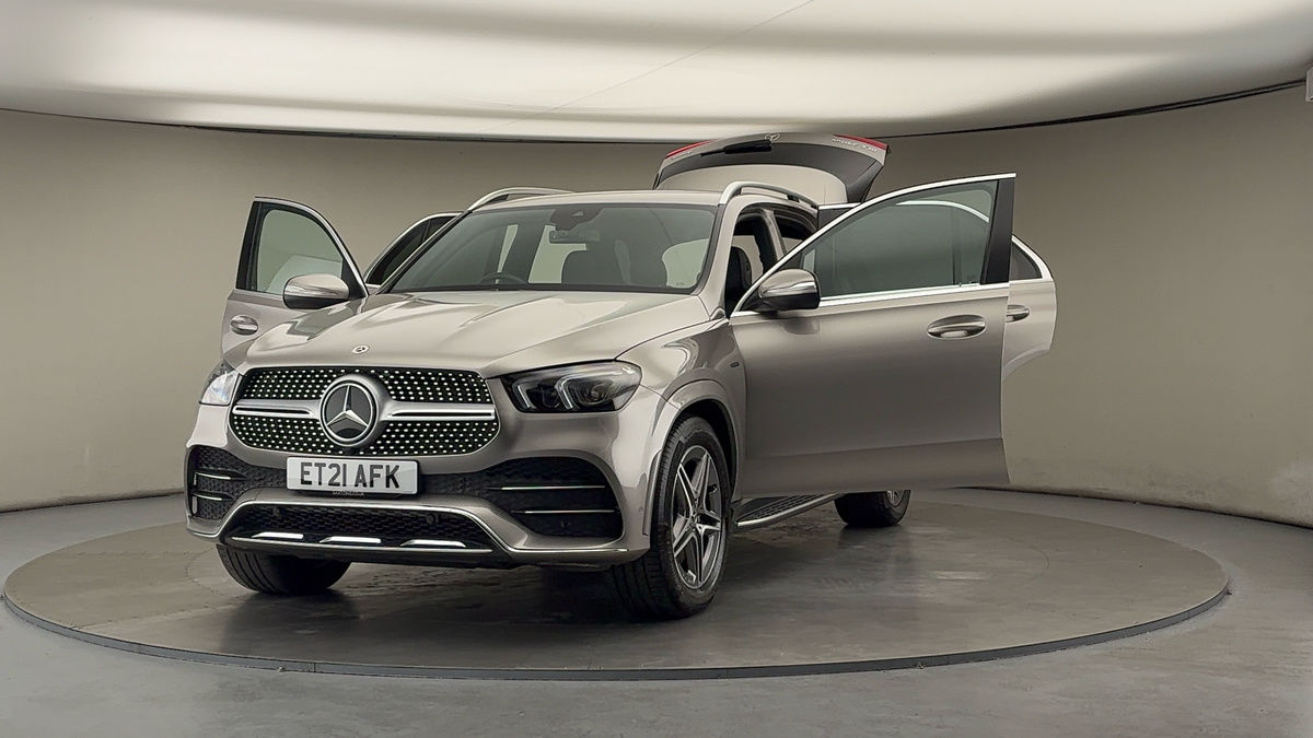 More views of Mercedes-Benz GLE