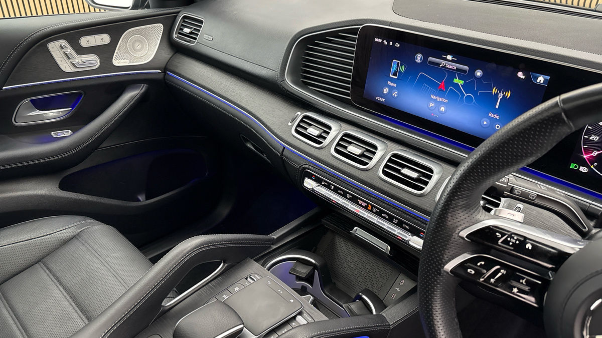 Mercedes-Benz GLS Image 18