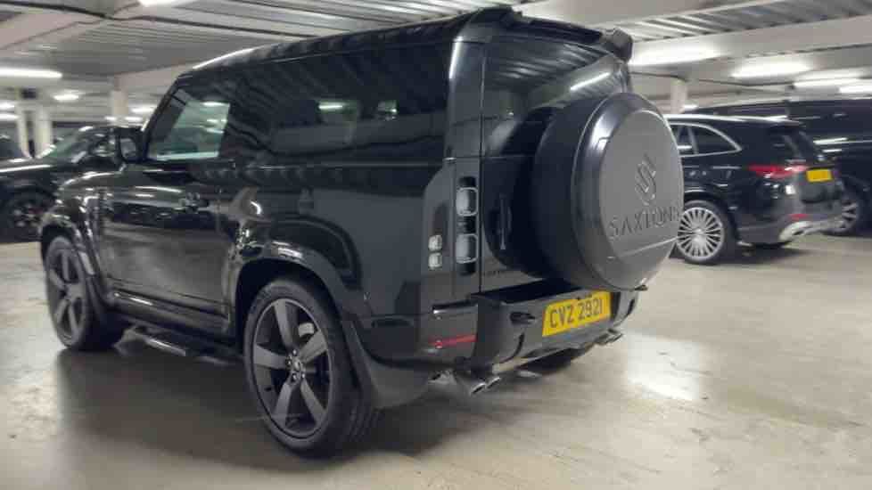 More views of Land Rover Defender 90
