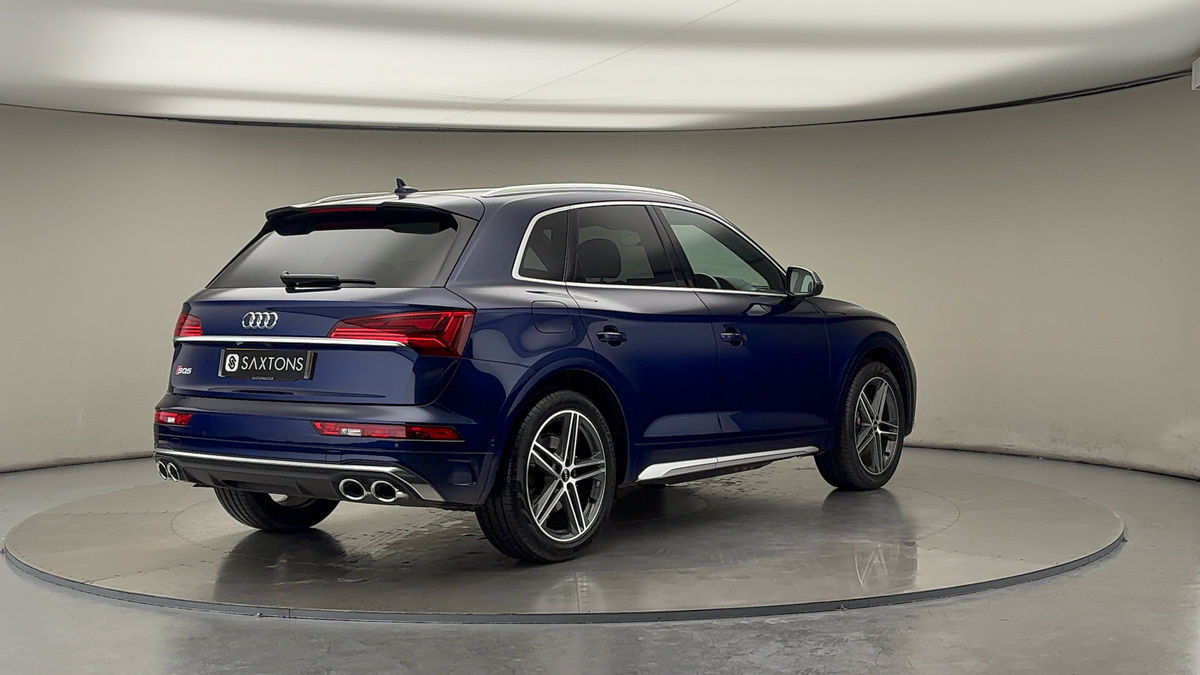 More views of Audi SQ5
