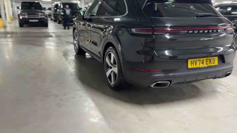 More views of Porsche Cayenne
