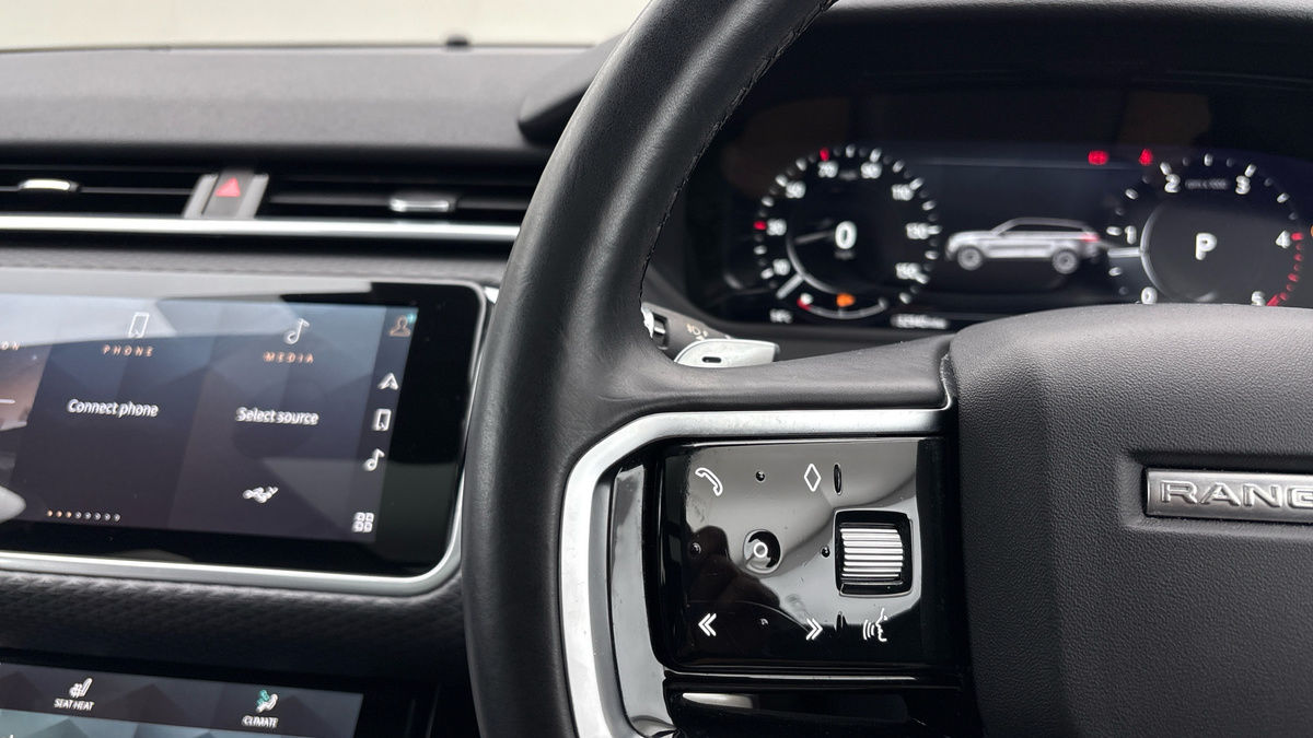 Land Rover Range Rover Velar Image 19