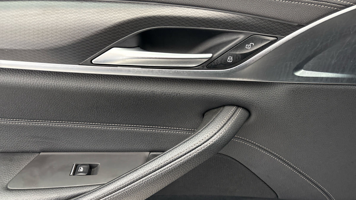 BMW 5 Series Image 19