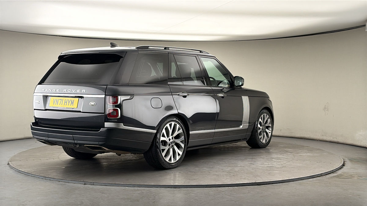 More views of Land Rover Range Rover