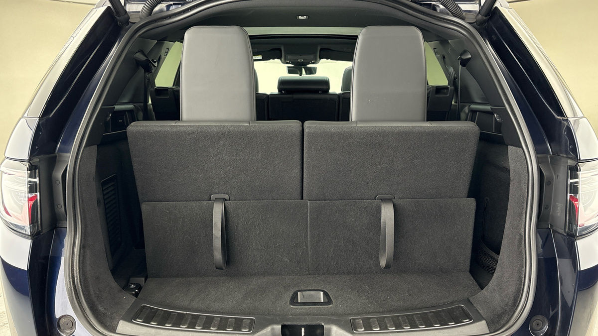 Land Rover Discovery Sport Image 11