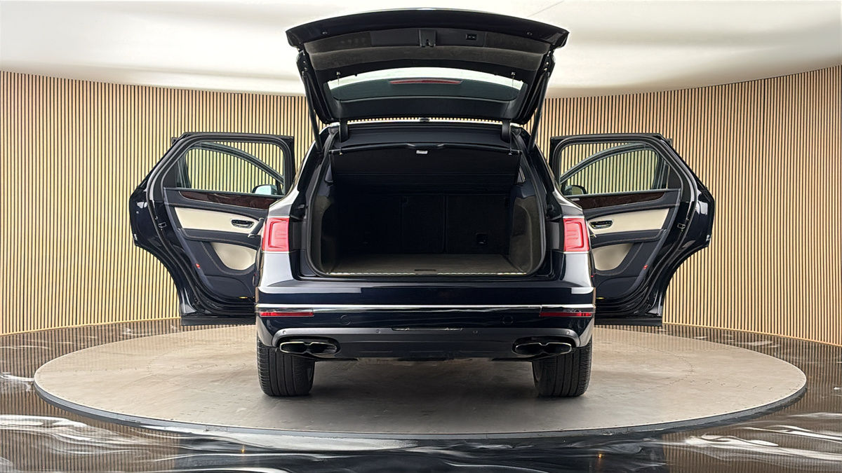 More views of Bentley Bentayga