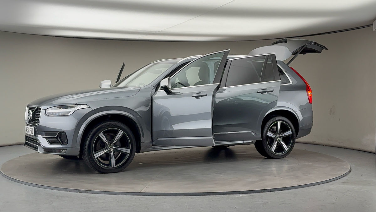 More views of Volvo XC90