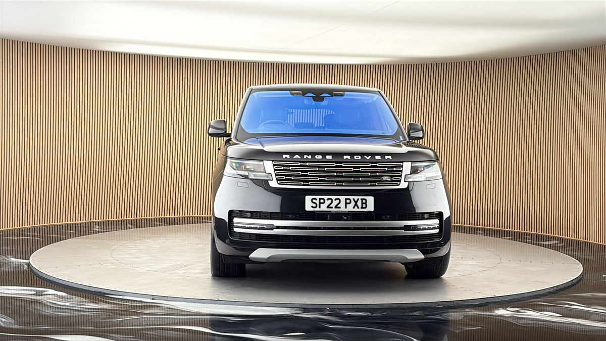 More views of Land Rover Range Rover