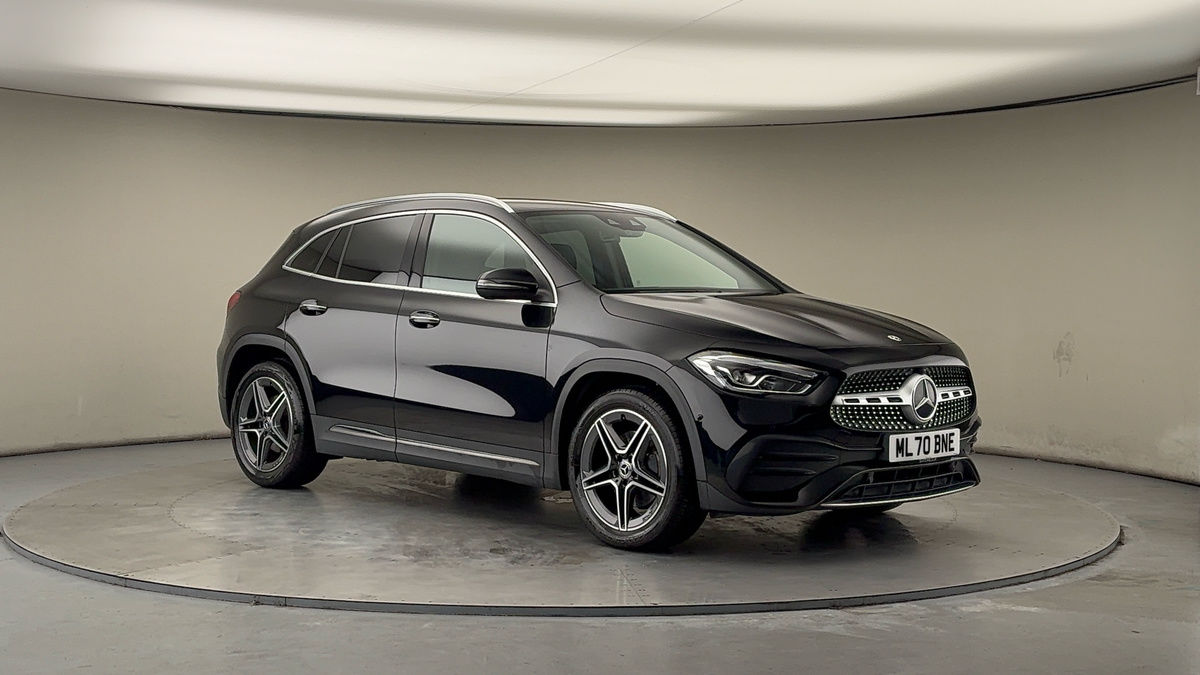 More views of Mercedes-Benz GLA