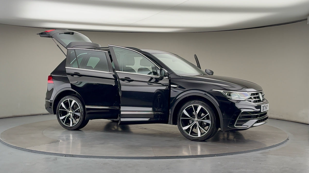 More views of Volkswagen Tiguan