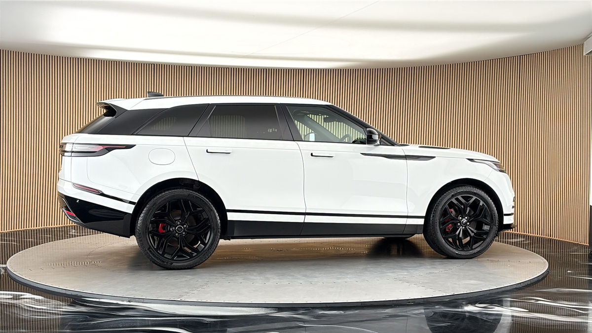 More views of Land Rover Range Rover Velar