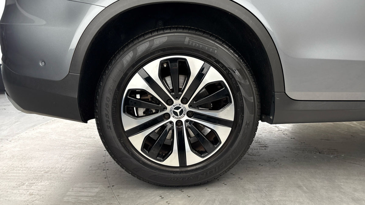 Mercedes-Benz GLC Image 10