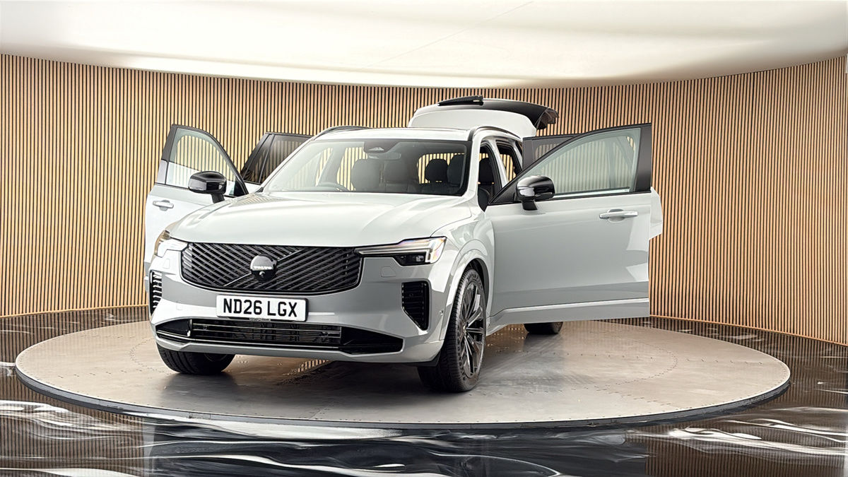 More views of Volvo XC90