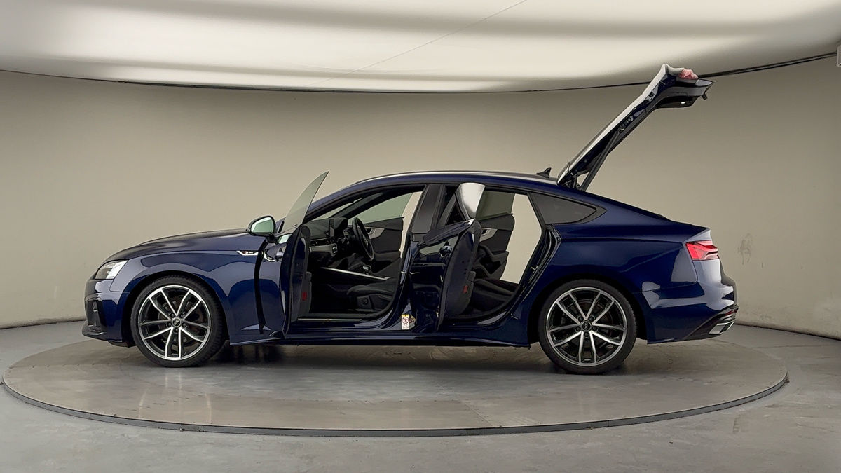 More views of Audi A5