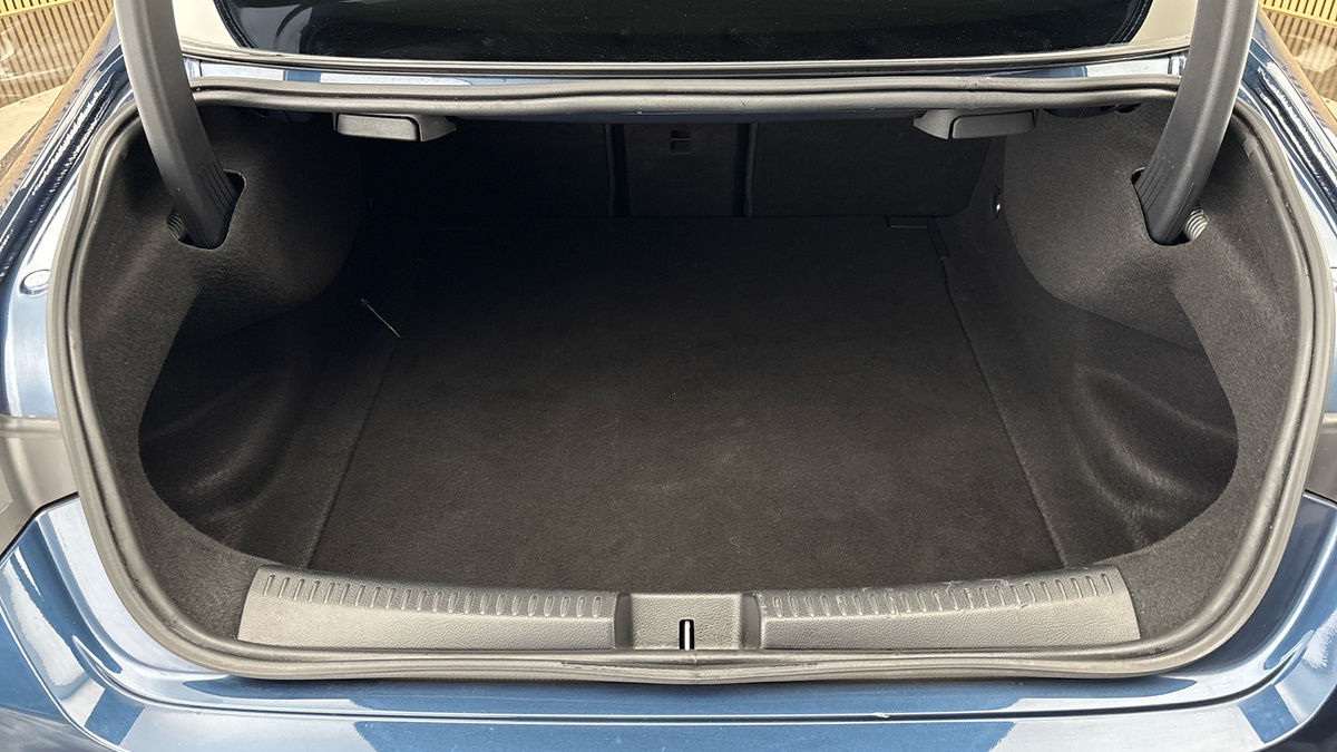 Mercedes-Benz CLA Image 11