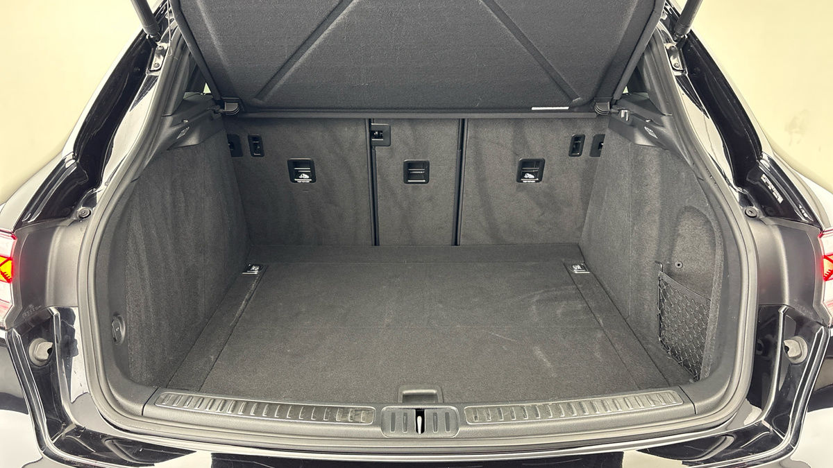 Porsche Macan Image 11