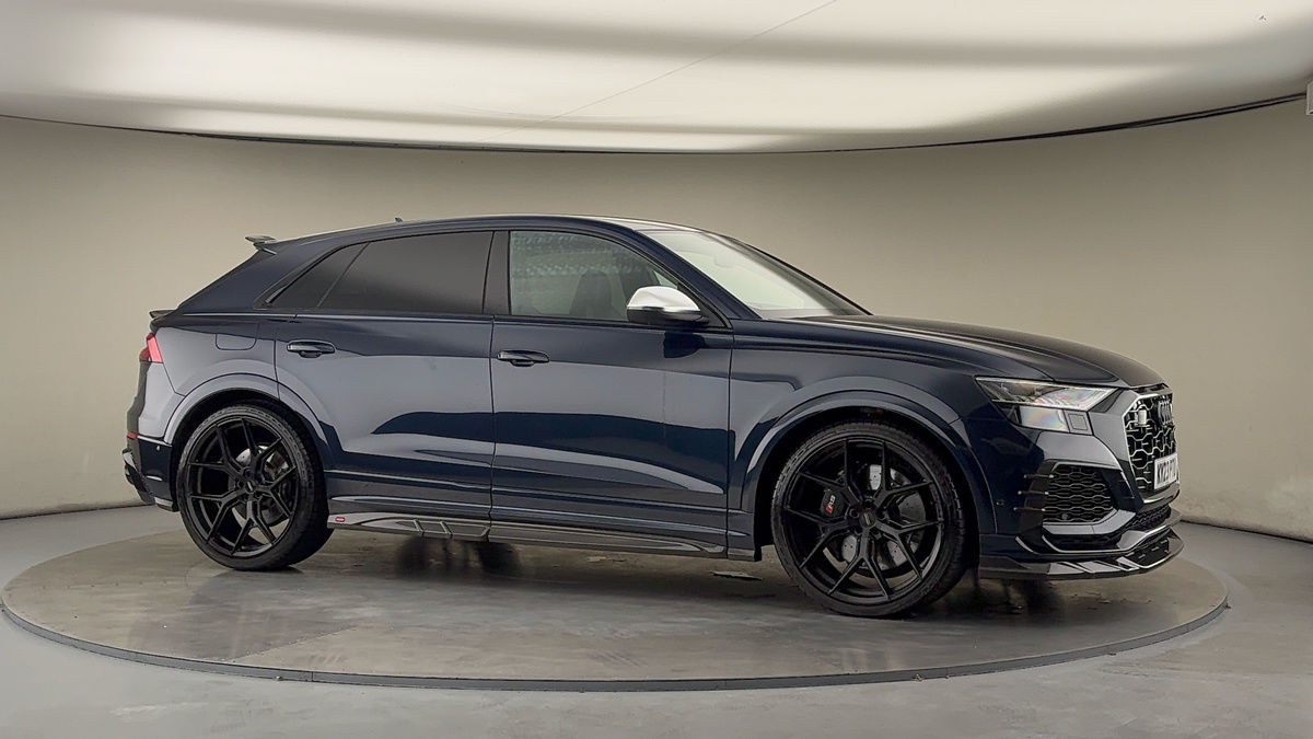 More views of Audi RSQ8