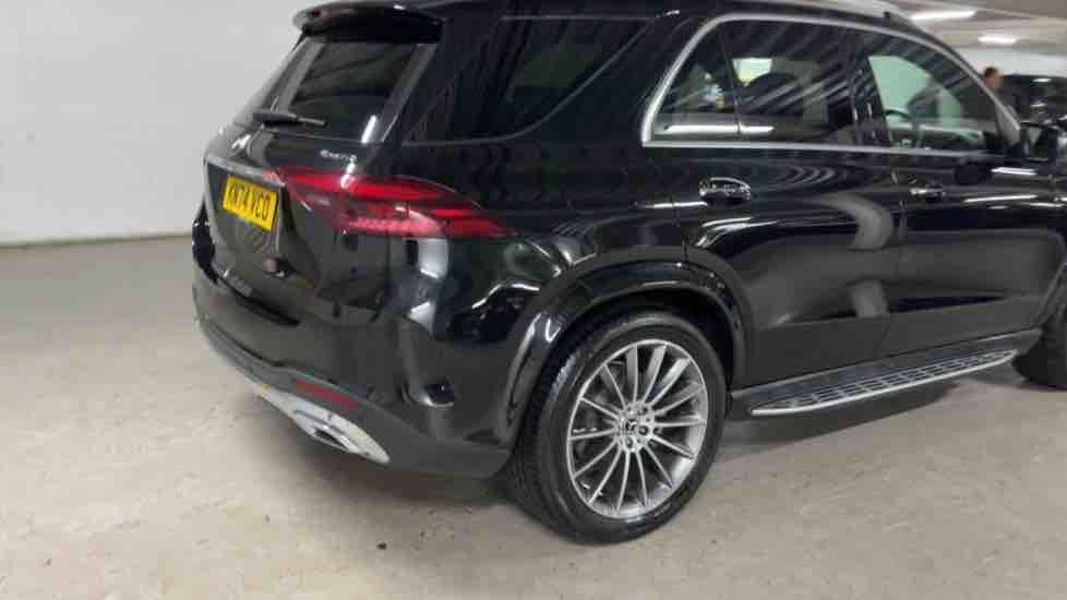 More views of Mercedes-Benz GLE