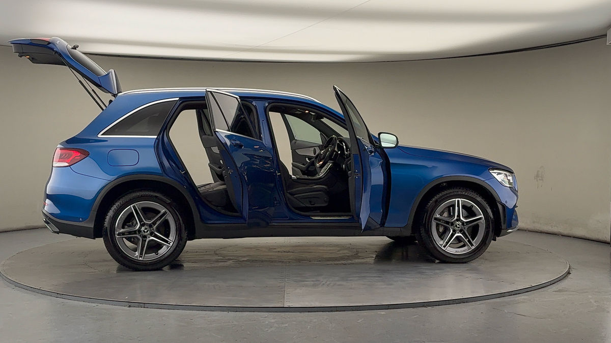 More views of Mercedes-Benz GLC