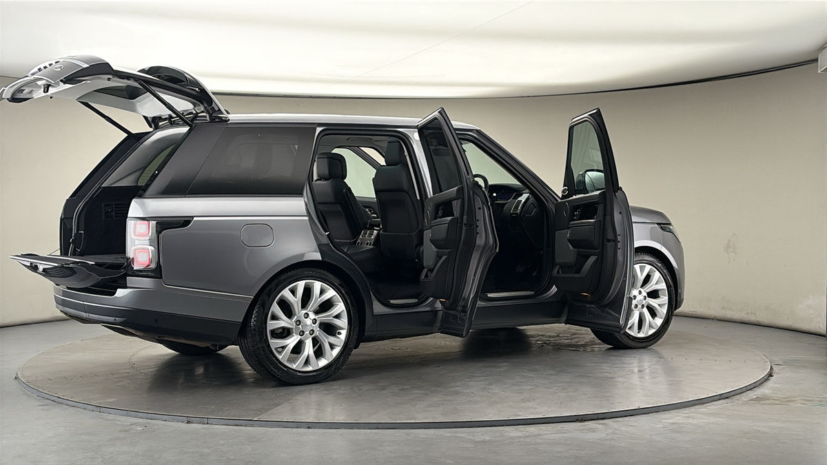 More views of Land Rover Range Rover