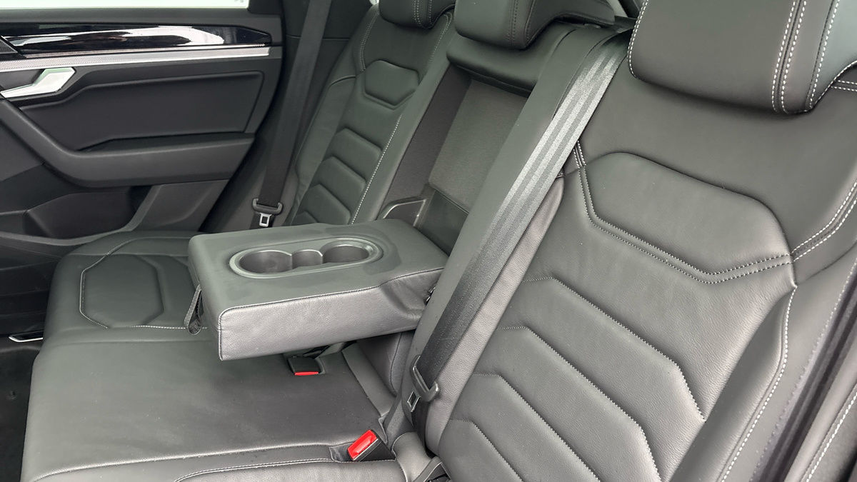 Volkswagen Touareg Image 9