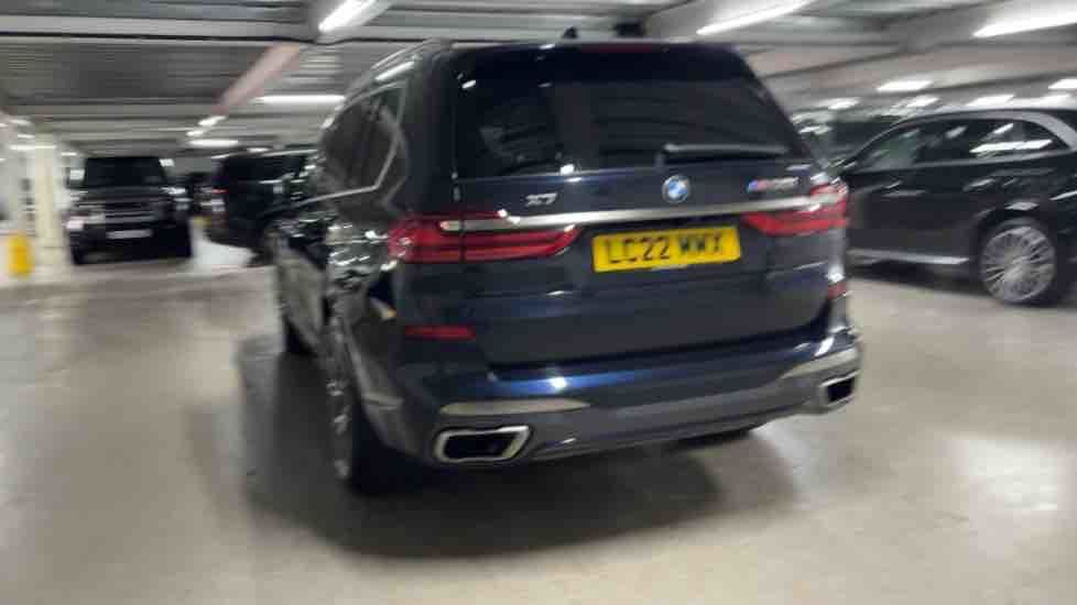 More views of BMW X7