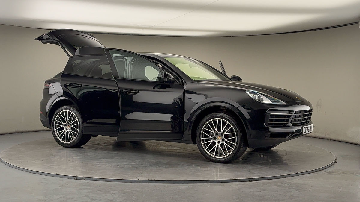 More views of Porsche Cayenne