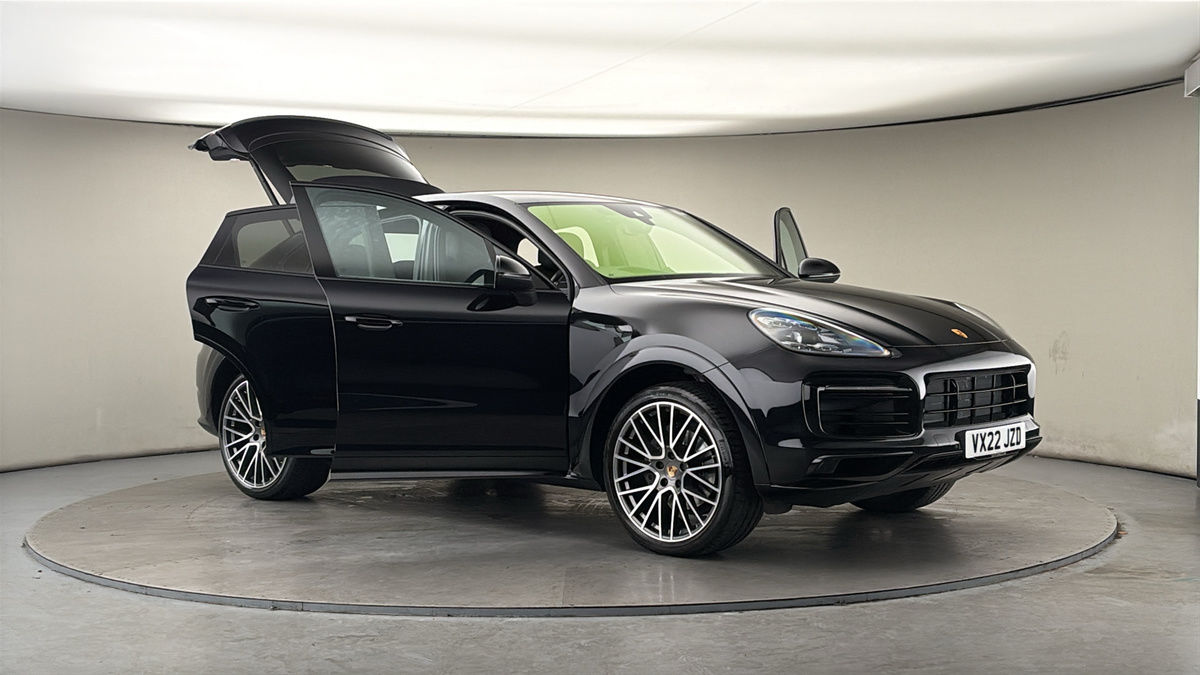 More views of Porsche Cayenne