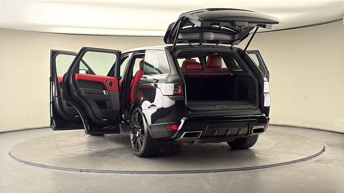 More views of Land Rover Range Rover Sport