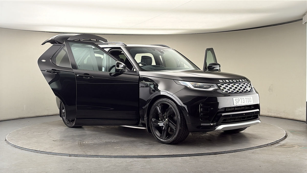 More views of Land Rover Discovery