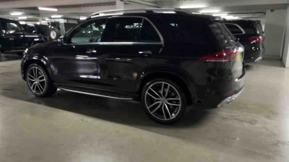 More views of Mercedes-Benz GLE