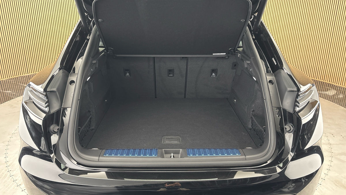 Porsche Macan Image 11