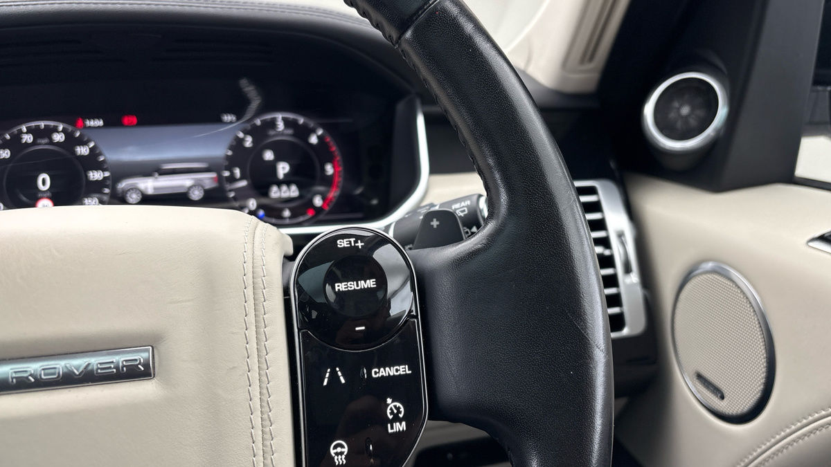 Land Rover Range Rover Image 14