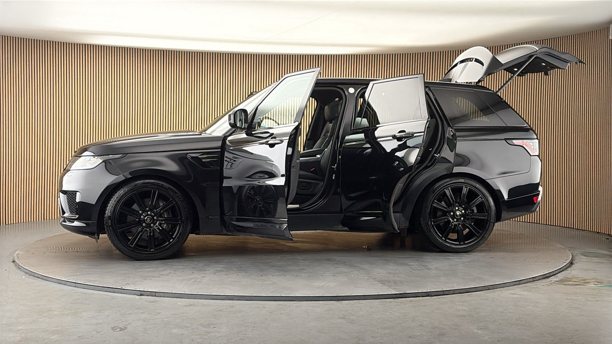 More views of Land Rover Range Rover Sport