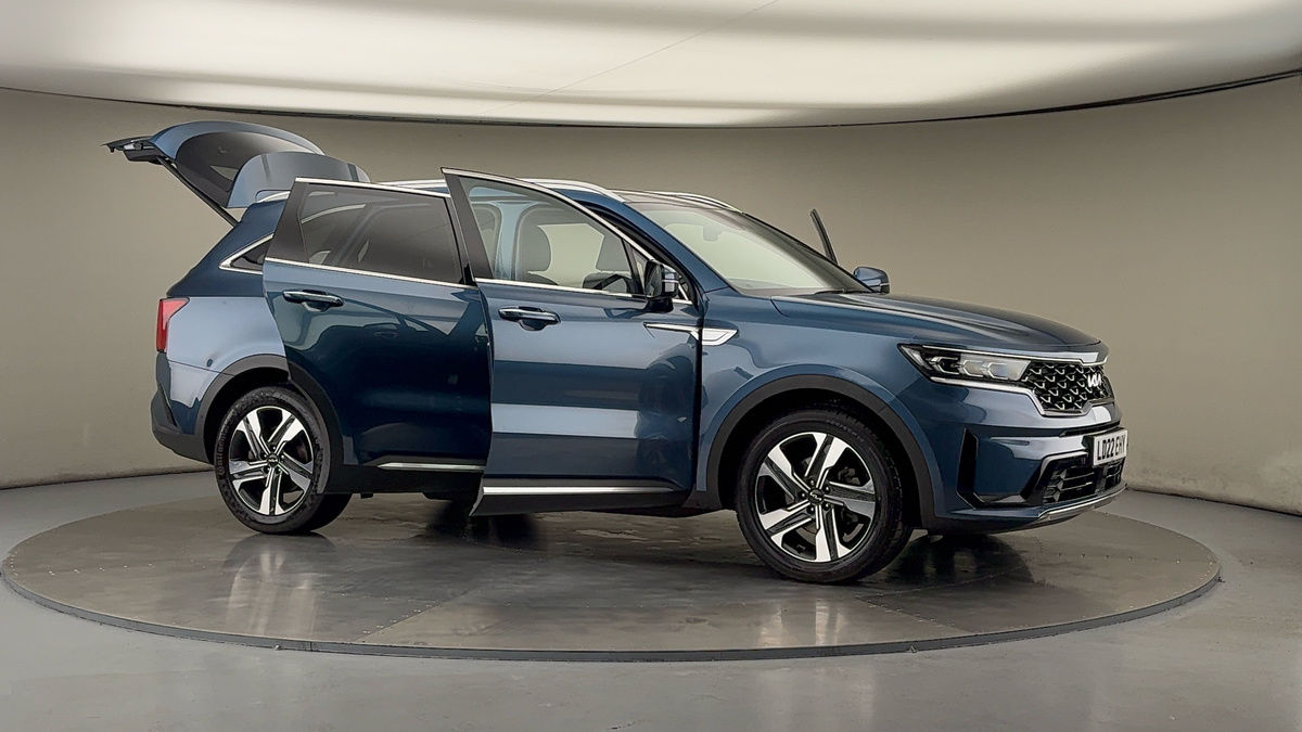 More views of Kia Sorento