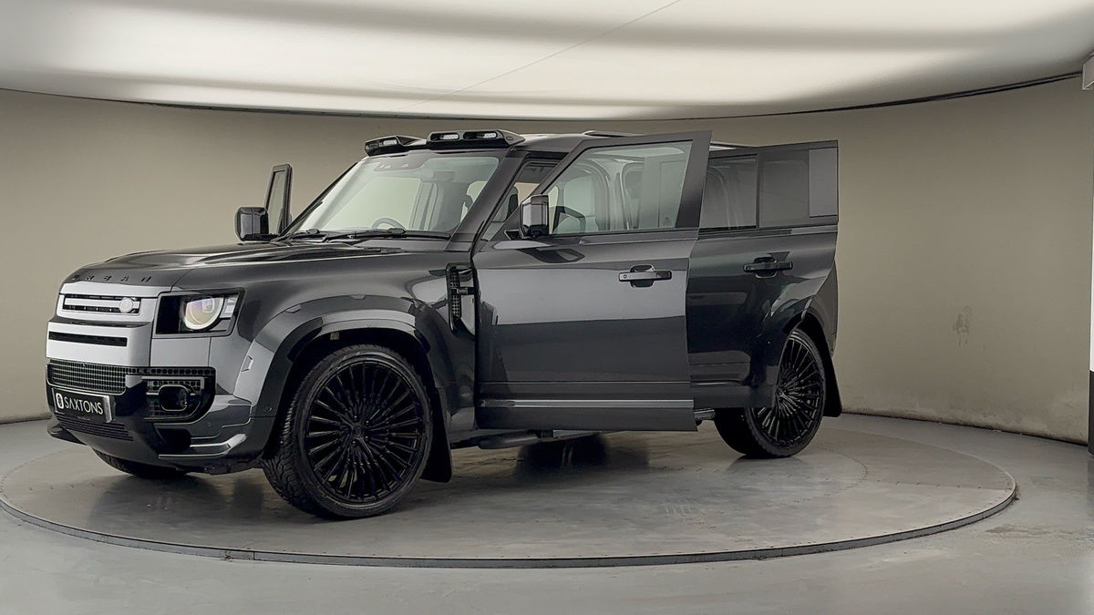 Land Rover Defender 110 Urban Image 22