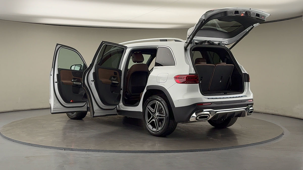 More views of Mercedes-Benz GLB