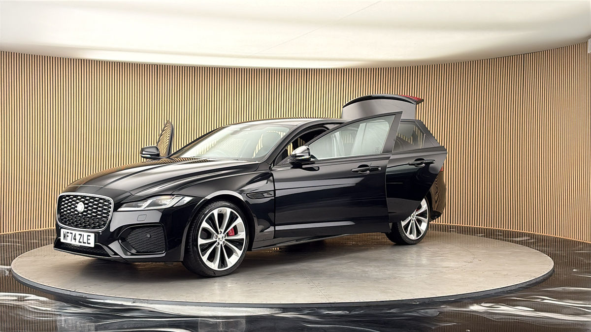 Jaguar XF Image 22