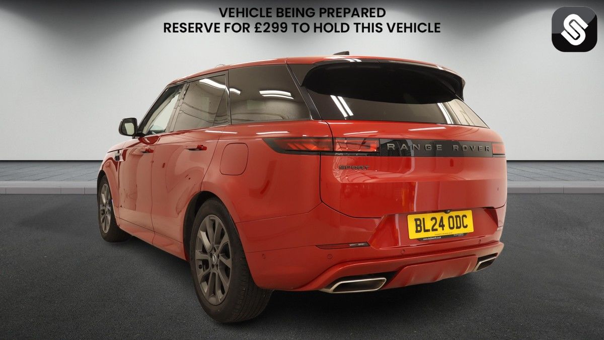 Land Rover Range Rover Sport Image 3