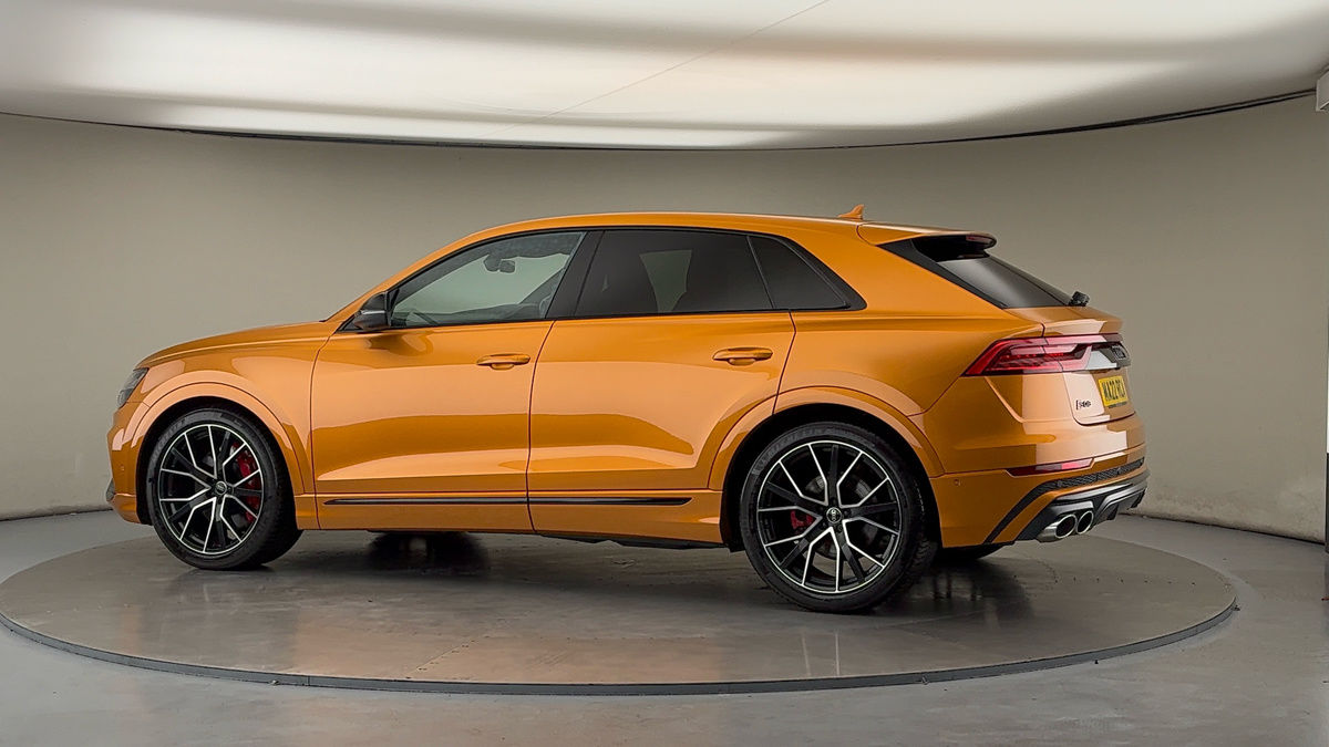 More views of Audi SQ8
