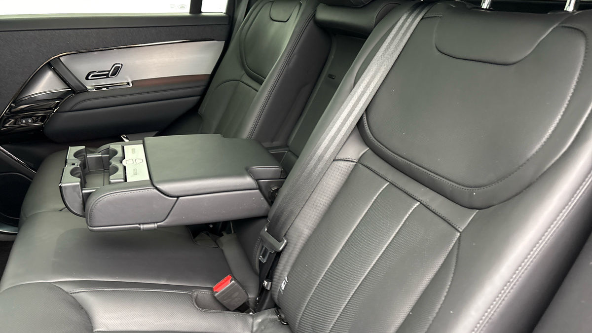 Land Rover Range Rover Sport Image 9