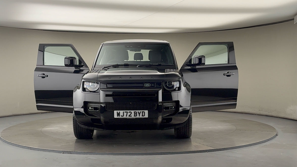 More views of Land Rover Defender 90