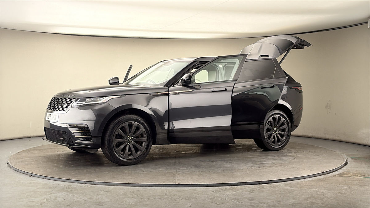 More views of Land Rover Range Rover Velar
