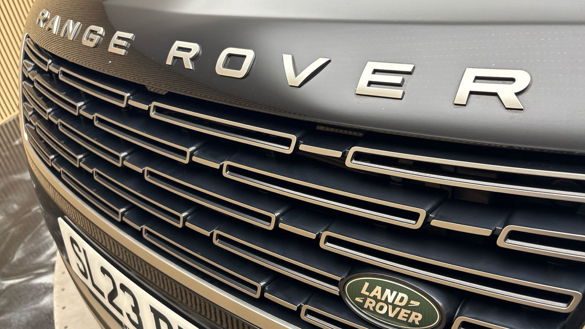 Land Rover Range Rover Image 24