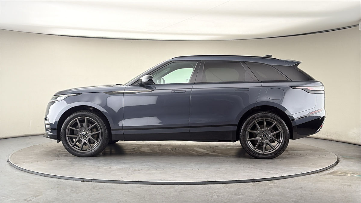 More views of Land Rover Range Rover Velar