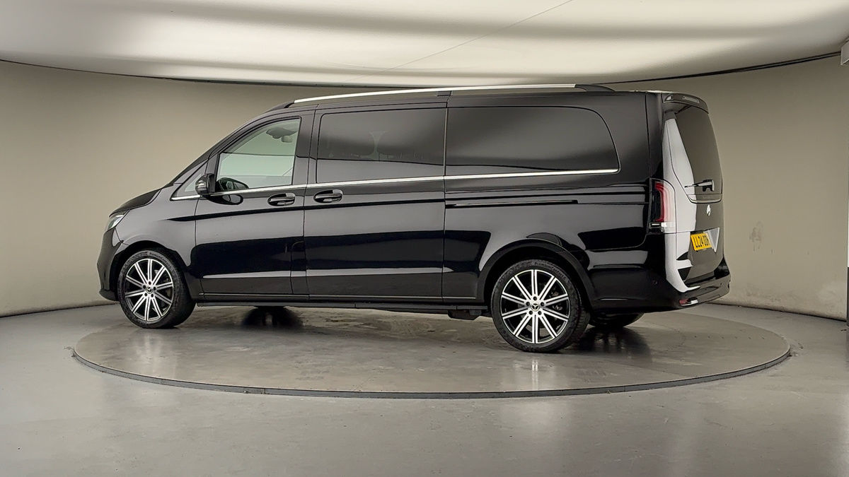 More views of Mercedes-Benz V Class