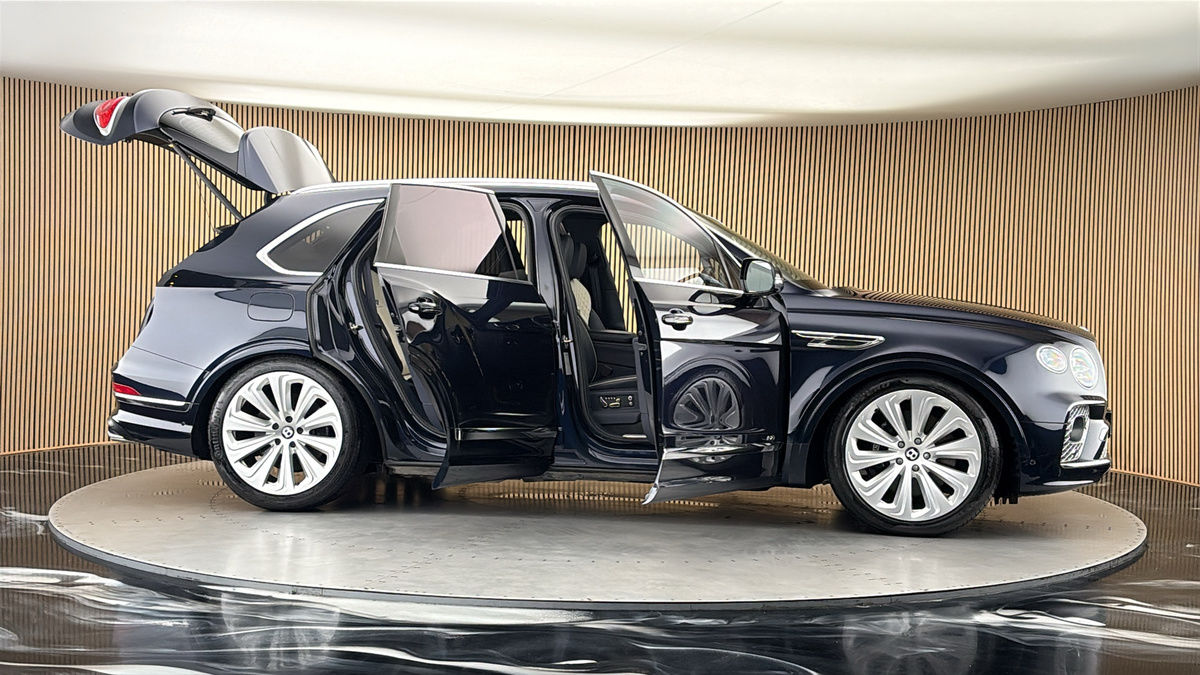 More views of Bentley Bentayga